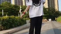 小姐姐单板滑板,小姐姐们的极限魅力展现